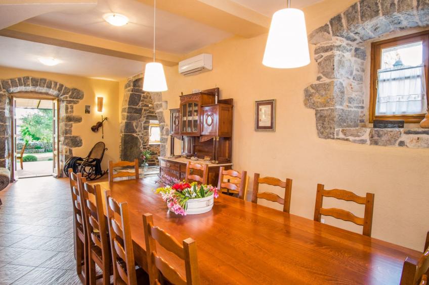 Villa mit Pool, Olivengarten und Meerblick - foto 17