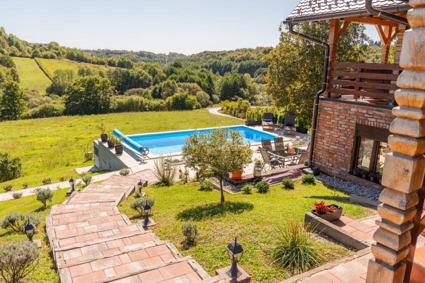 House Tri srca - foto 38