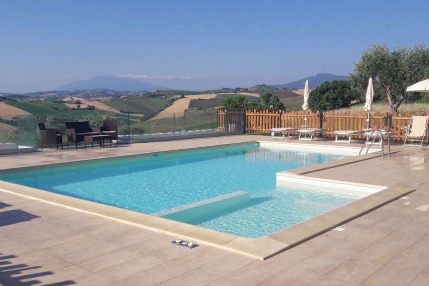 Villa mit atemberaubender Aussicht und privatem Pool