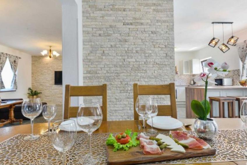 Villa Marinic with heated pool and entertainment r - foto 3