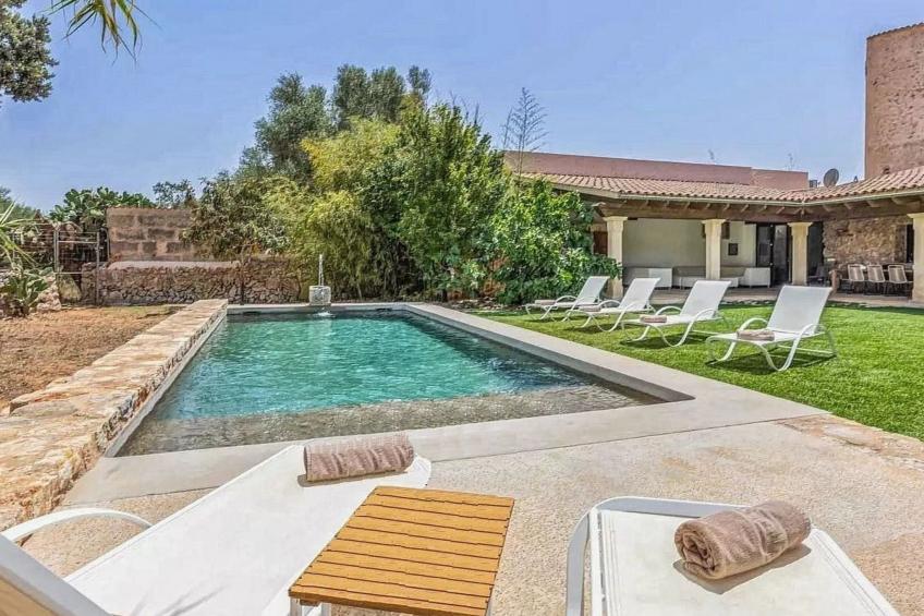 Luxuriöse Villa mit Pool und Klimaanlage für 8 Personen - foto 2