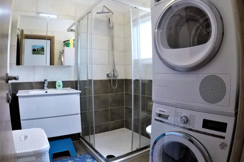 Ferienvilla mit Garten, Grill und Terrasse - foto 30