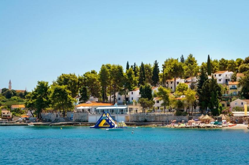 Lumbarda Resort Apartments - Standard One-Bedroom Apartment E7 - foto 16