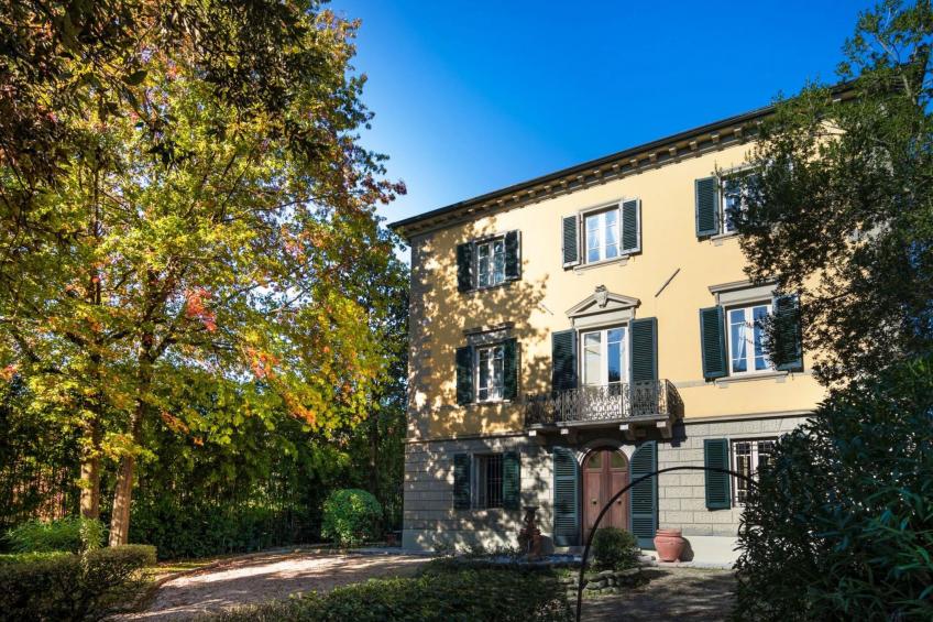 Villa mit Garten und privatem Pool - foto 47