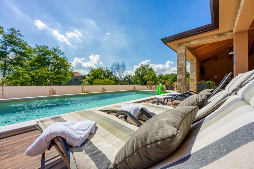 Villa met zwembad en airconditioning - BF-GWGG3 - foto 7