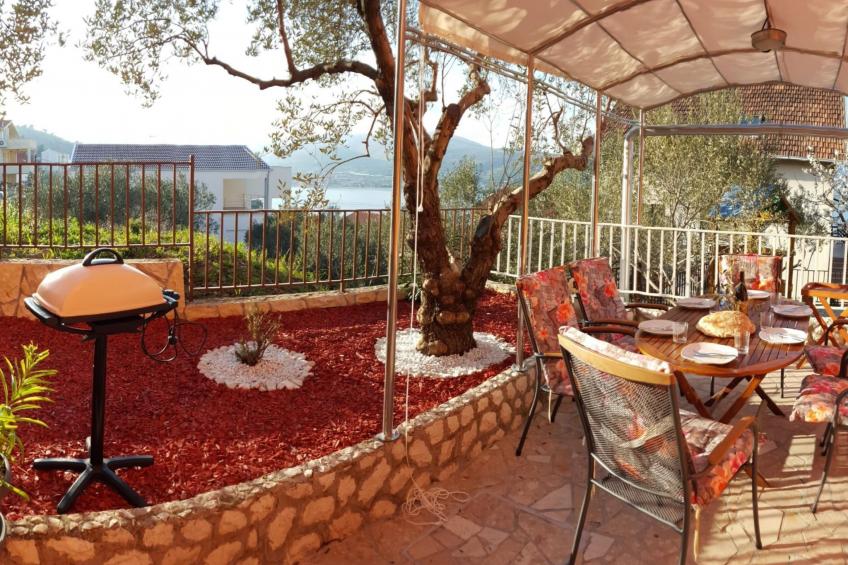 Erdgeschosswohnung mit viel Komfort und Terrasse - foto 5