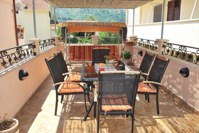 Chic & Sleek Apartments in Kotor - Studio Apartment Ground Floor (1) - foto 6