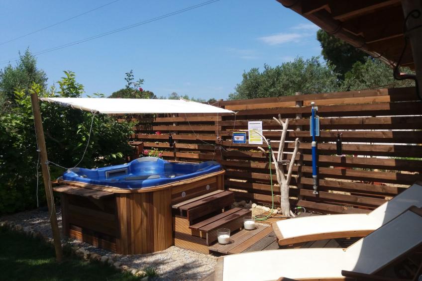 Schönes Ferienhaus mit Whirlpool - foto 13