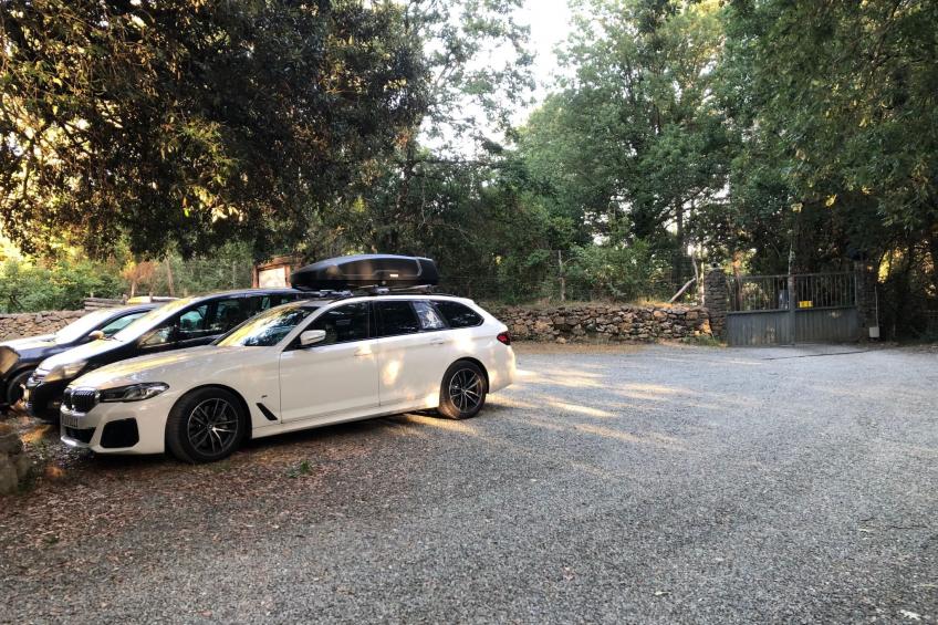 Zypressen, ein Haus im Wald an der ligurischen Riviera - foto 44