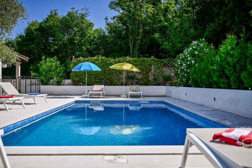 Vakantiehuis Gezinsvriendelijke Villa Maria met buitenzwembad en barbecue op Krk - BF-9P76G - foto 4