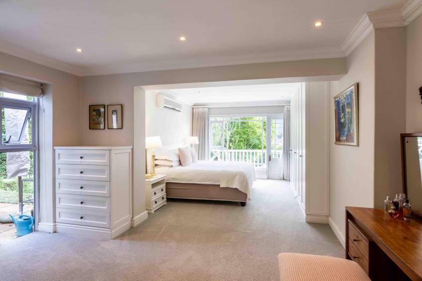 4 Bedroom Self Catering House - foto 21