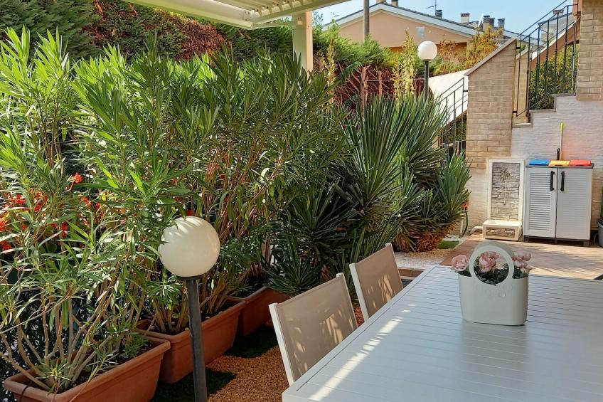 Stilvoller und gemütlicher Mini mit Garage - foto 20