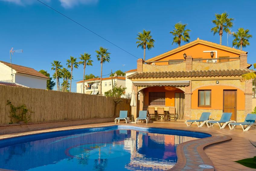 Charmantes Ferienhaus mit Grill und Schwimmingpool - foto 4