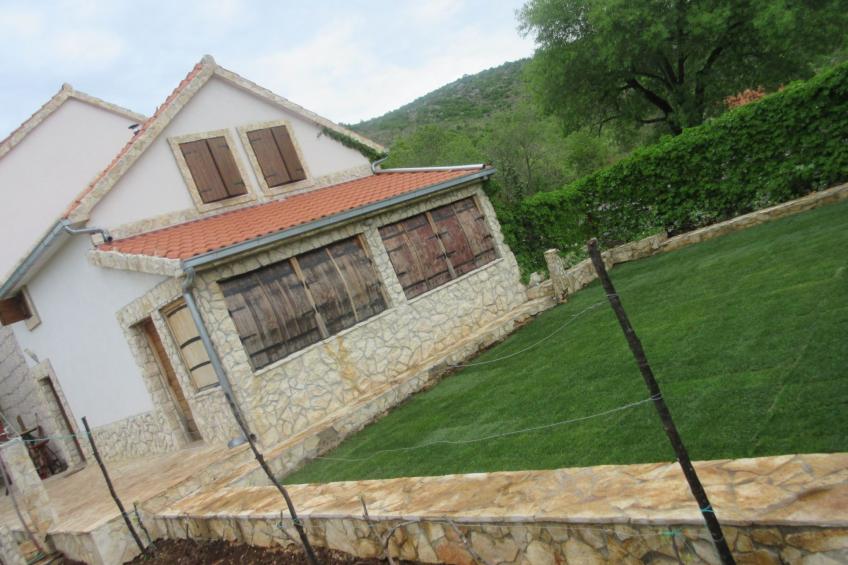 Villa mit beheiztem Pool - foto 34