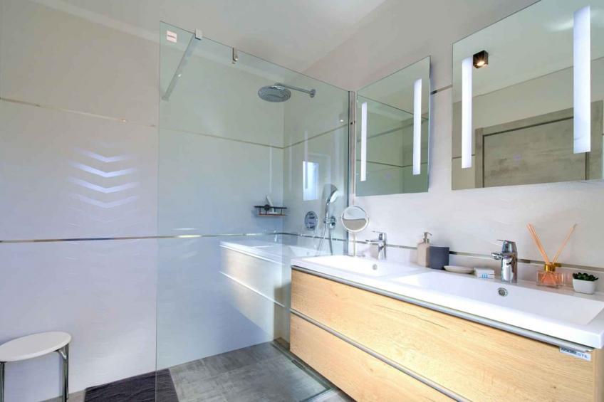 Villa met SPA en buitenzwembad - BF-GY4NG - foto 28