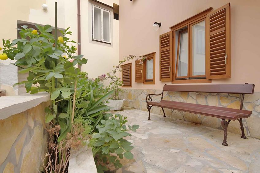 Vakantiewoning in het centrum met terras - VW-G4GD - foto 3