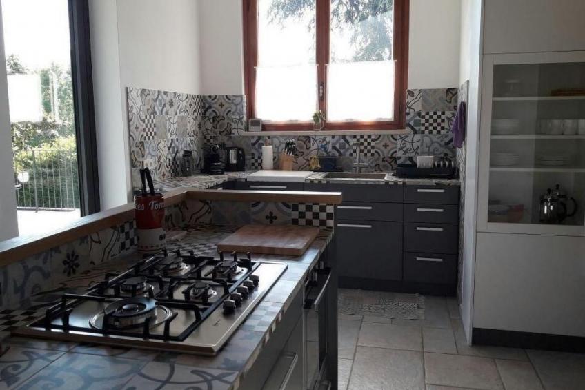 Villa am Gardasee mit großem Pool und Garten - foto 14