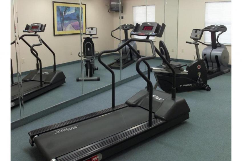 1 King Bed | Hearing Accessible, Kitchen - foto 44