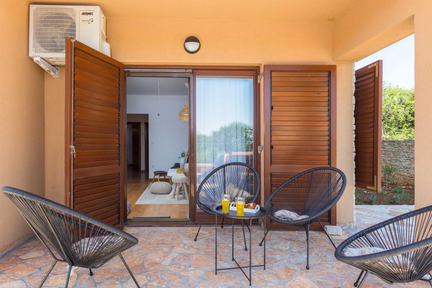 Cesare 1 - Modern Apartment with Shared Pool - foto 32