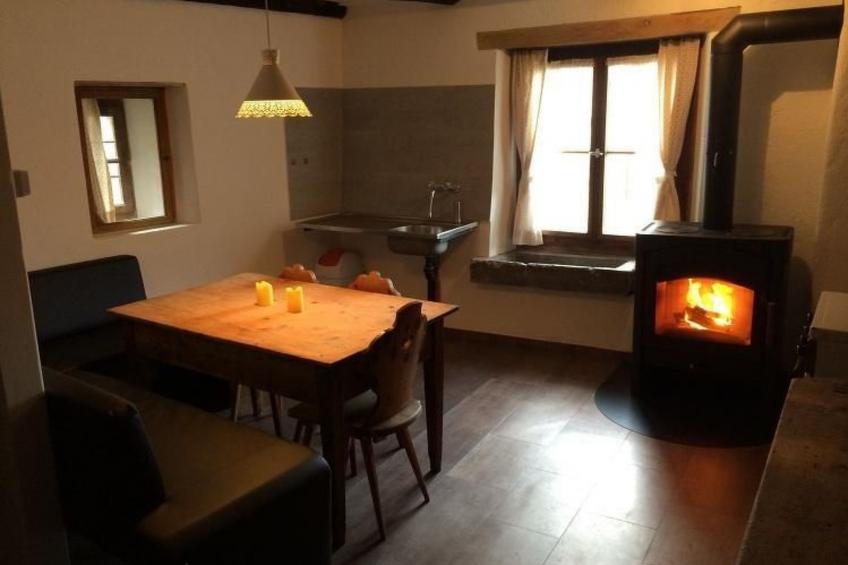 Maiensäss 5.5 Zi sonnig und rustikal - foto 3