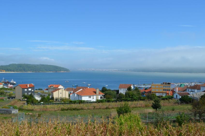 in Outes mit Sonniger Terrasse und Meerblick - foto 18