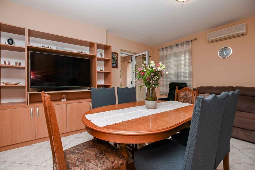 Holiday apartment with balcony and sea view - BF-DKHXC - foto 8