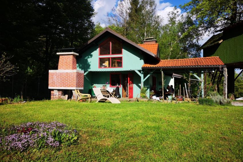 Märchenhaftes Holzhaus bei Ljubljana - foto 3