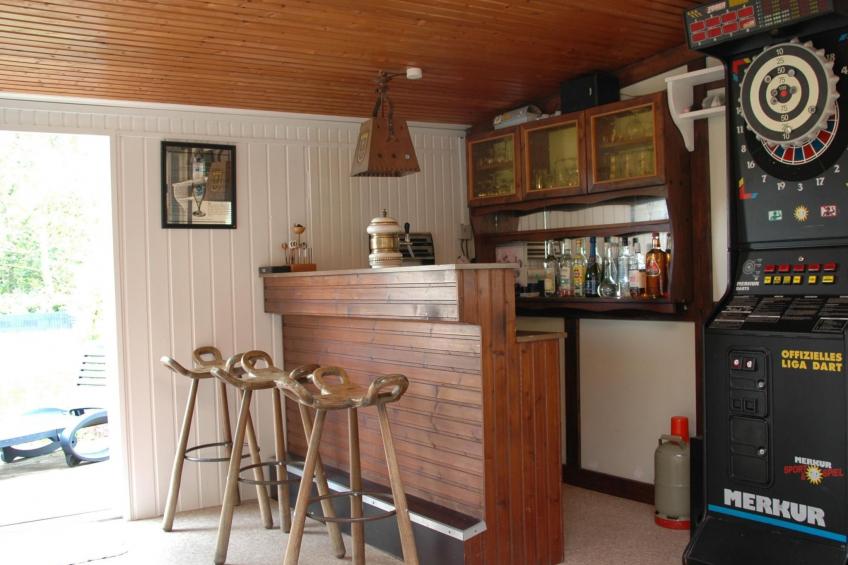 mit Indoorpool, Garten und Partyraum - foto 9