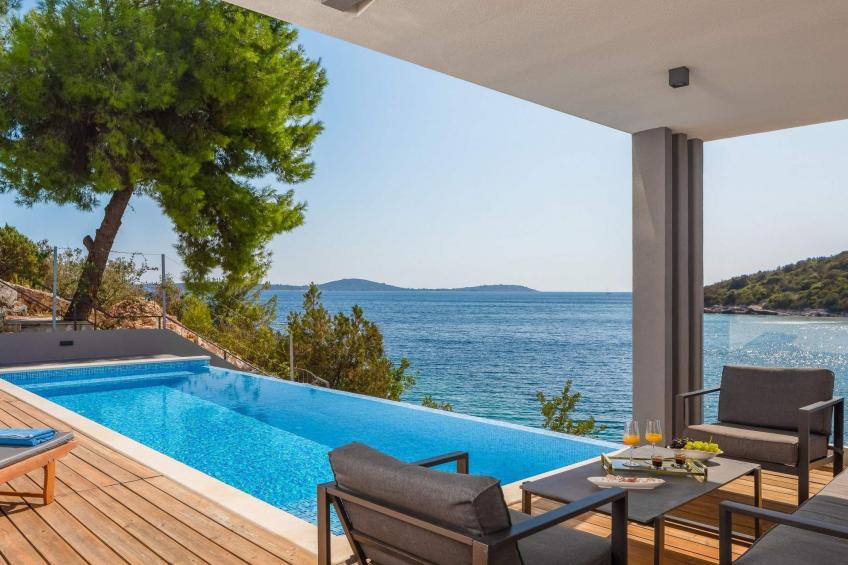 Haus in Vinišće mit Außenterrasse - foto 11