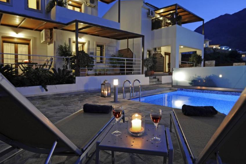 Wunderschöne Villa mit Seeblick und Pool in der Nähe von Restaurants - foto 31