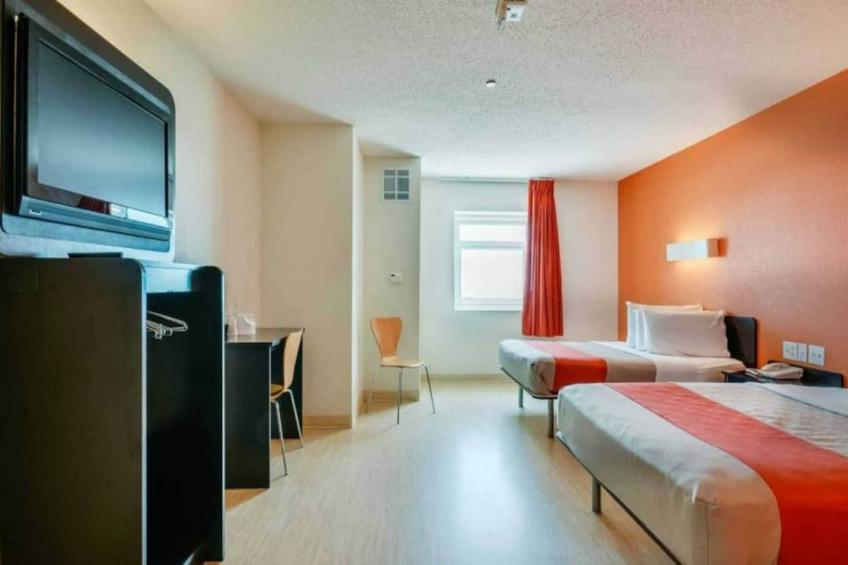 2 Full Beds  Premium Micfridge - foto 6