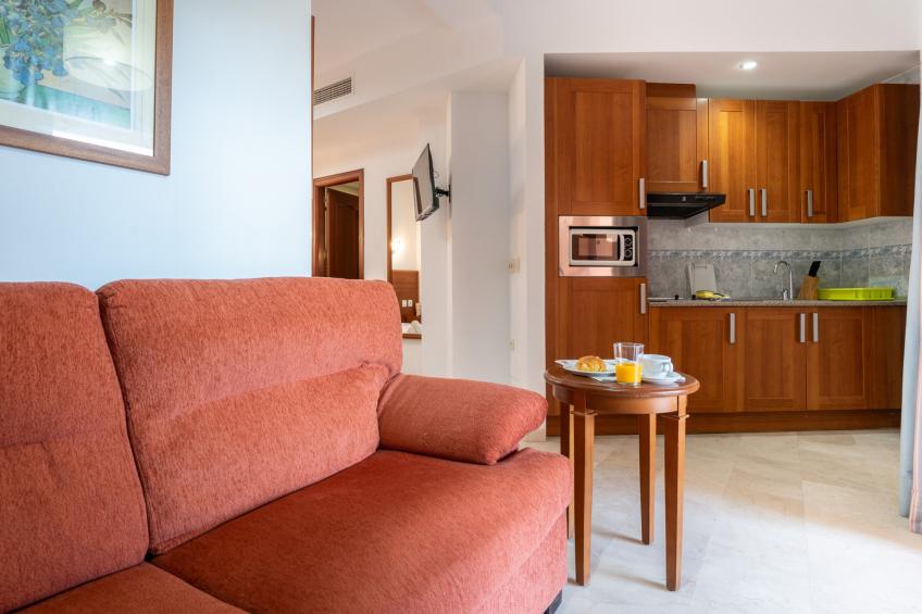 CT 240 - Beachfront Apartment -Don Juan Manilva - foto 10