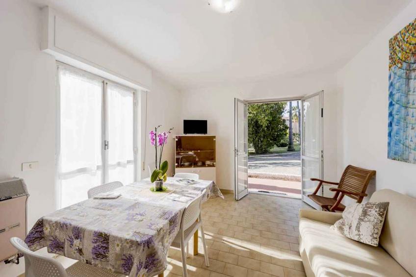 Vakantiewoning met internet, airconditioning, balkon en zwembad - VW-RF48P - foto 13