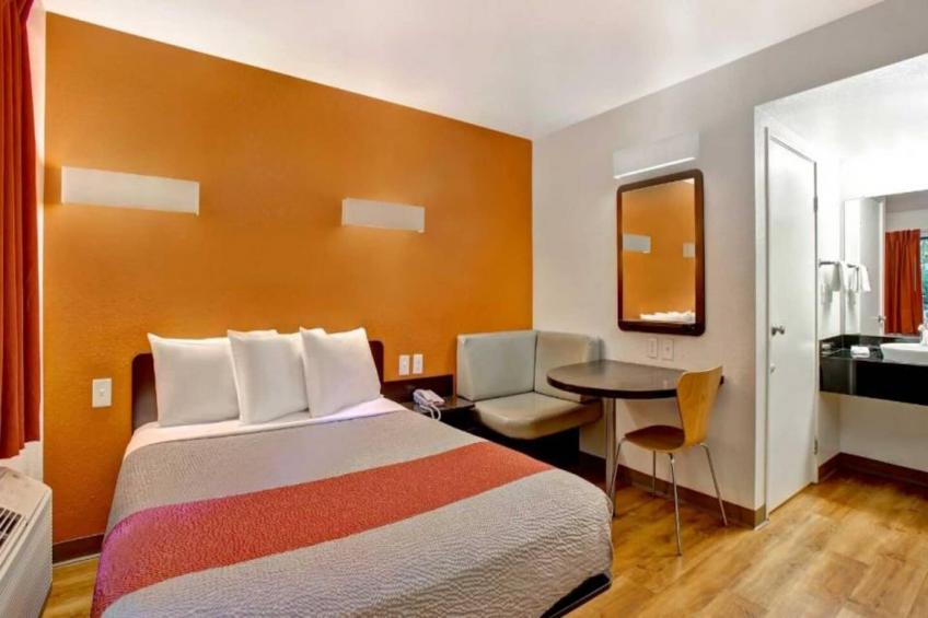 1 Queen Bed - foto 6