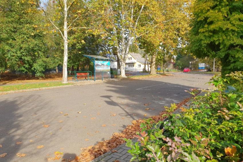 Freistehendes Ferienhaus beim Wellnessbad mit eingezäuntem Garten und Terrasse - foto 16