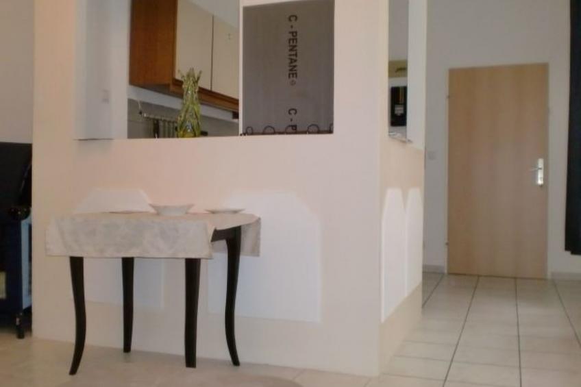 Charmante Wohnung in Fünfhaus mit Garten - foto 5