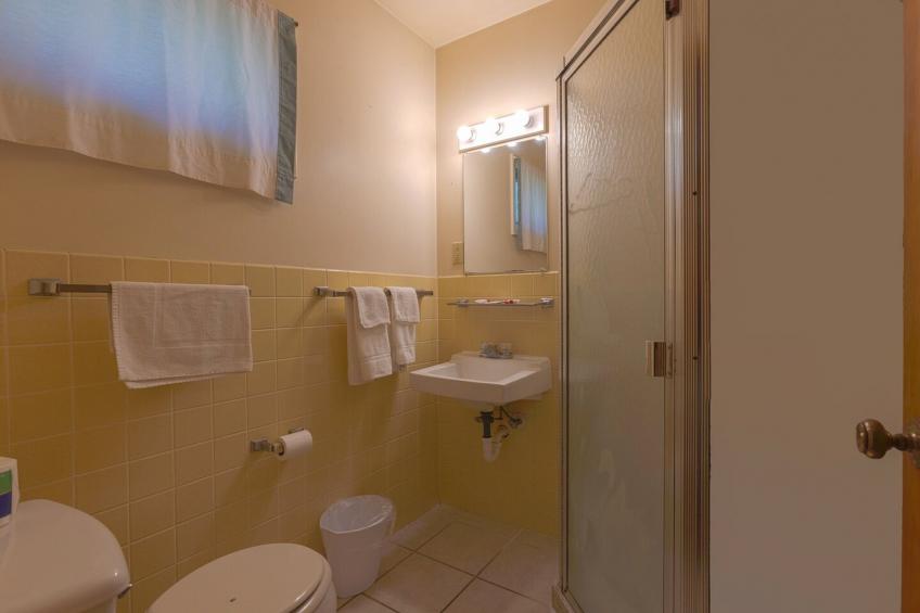 Family room with Kitchenette 2 Queen Bed with Pullout Bed - foto 6