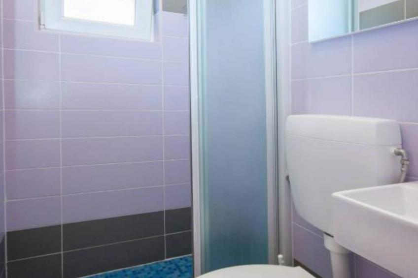Guest House Stay & Smile Dolac Primošten - Double Room with  Terrace and Garden View - foto 4