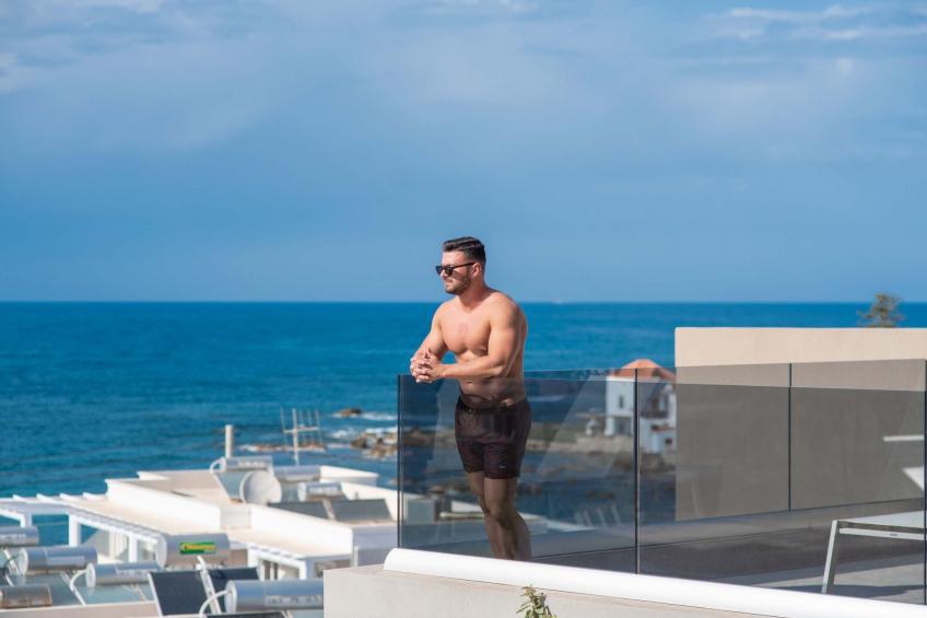 Villa Solis -100m zum Meer und ''Free'' Beheizter Pool