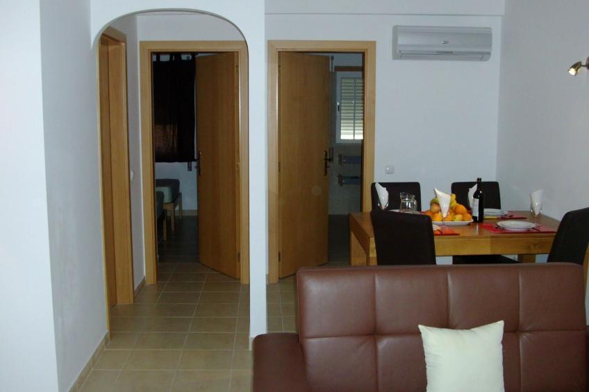 Wohnung mit Balkon - foto 6