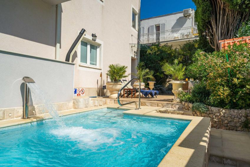 Apartments Aura - Comfort Studio Apartment f with shared swimming pool - foto 25