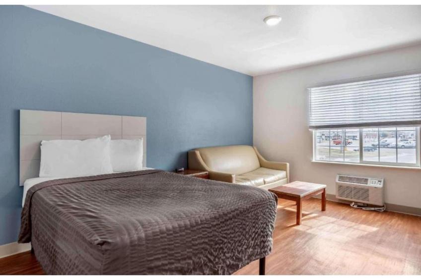 1 Full Bed | ADA\/Tub\/Non-Smoking\/Kitchen - foto 20