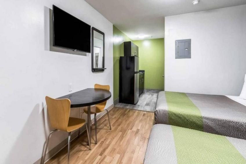 2 full beds  mobility access tub kitchen - foto 17