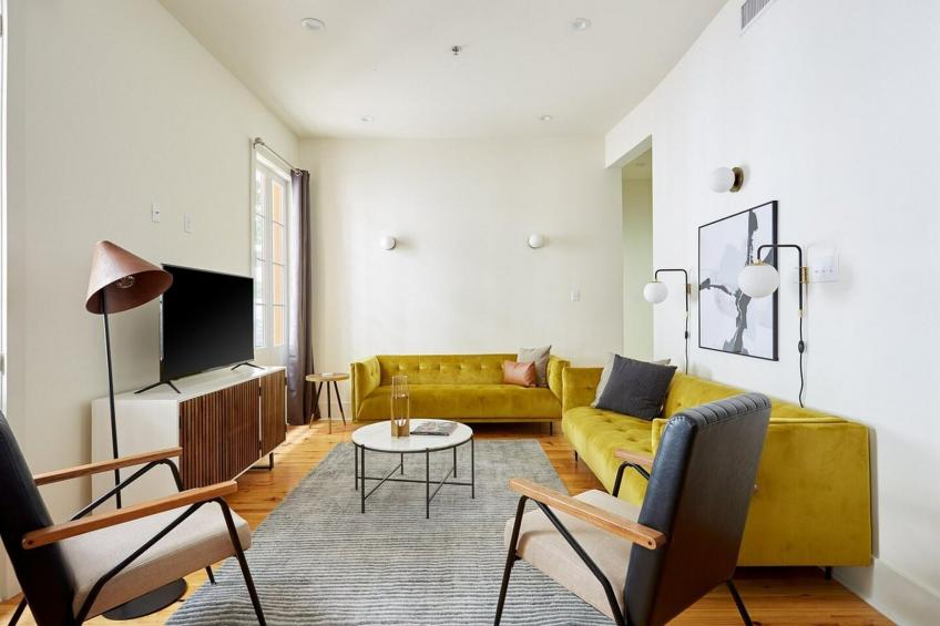 Three-Bedroom Apartment - foto 4