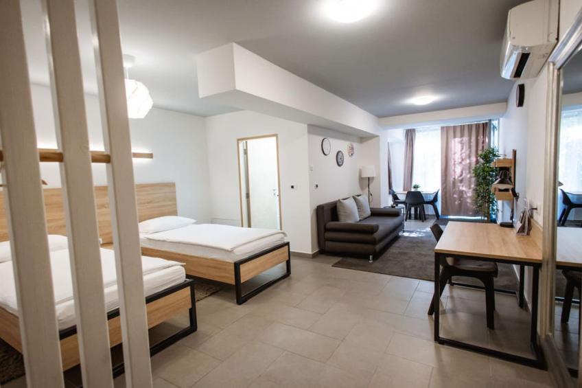 Stylish Apartments with Osijek Near Top Attractions - Standard Studio Apartment  - Maks 3 - foto 48