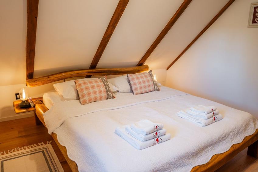 House Tri srca - foto 48