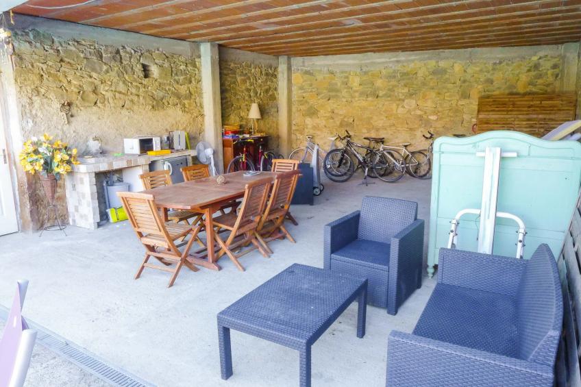 Schönes Ferienhaus mit Pool - foto 2