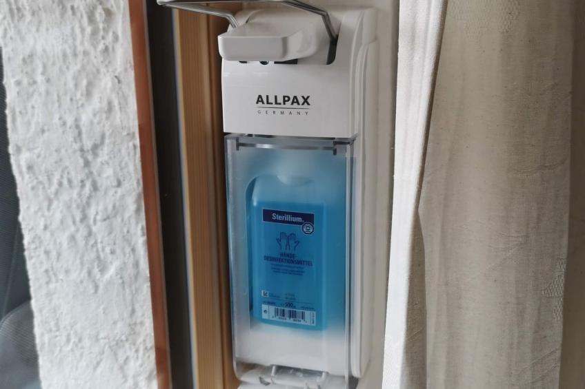 Haus Maria Hochschwarzwald, Garten umzäunt, Waldrand, Hunde willkommen - foto 8