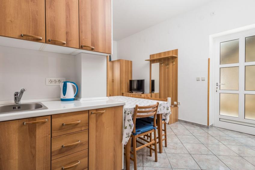 Wohnung in Obrs mit Kleiner Terrasse und Meerblick - foto 10