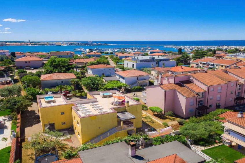 Holiday apartment with terrace and air conditioning - BF-T8M6 - foto 17